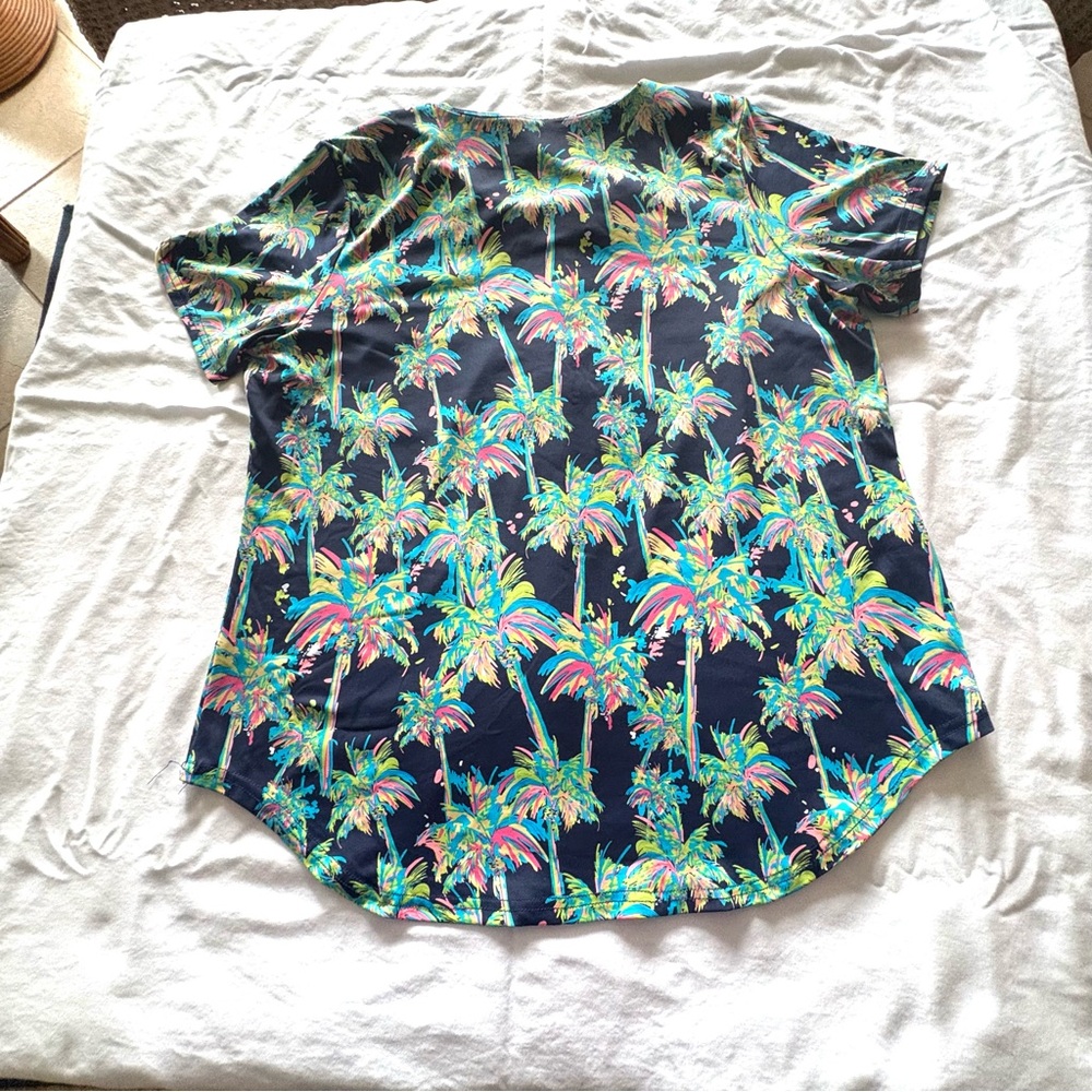 Lulu-B Colorful Tropical Print Top